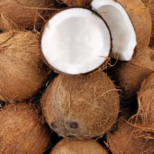 La Noix de coco entière